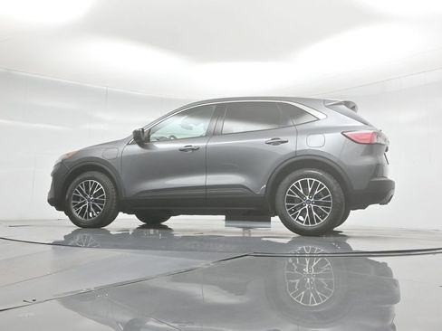 Used 2021 Ford Escape SE image 53