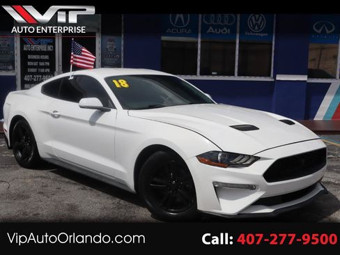 Used 2018 Ford Mustang Coupe RWD image 1