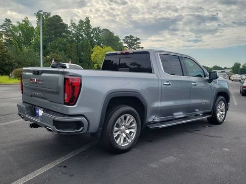 Used 2024 GMC Sierra 1500 Denali AWD/4WD image 4