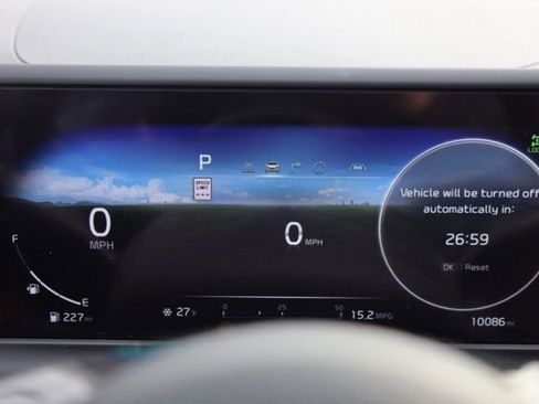 Certified 2024 Kia Seltos SX w/ SX Sunroof Package image 28