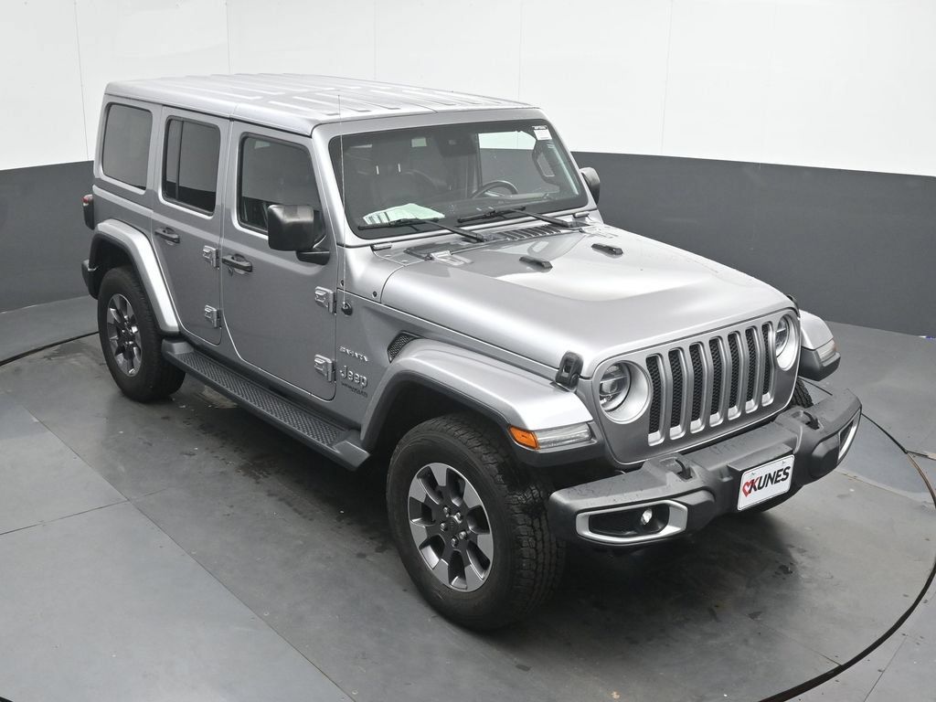 Used 2020 Jeep Wrangler Unlimited Sahara AWD/4WD image 35