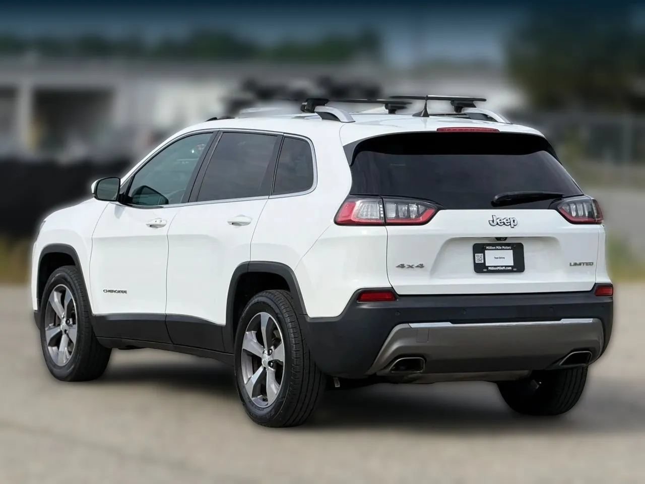 Used 2019 Jeep Cherokee Limited AWD/4WD image 10
