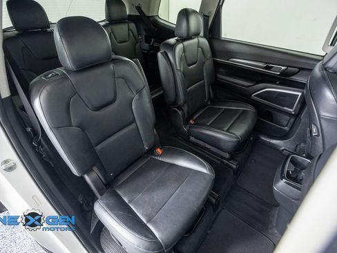 Used 2022 Kia Telluride S FWD image 39