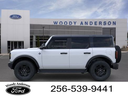 New 2025 Ford Bronco Outer Banks AWD/4WD image 3