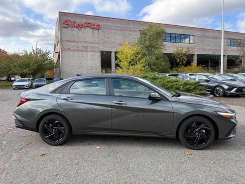 New 2026 Hyundai Elantra Sport image 8