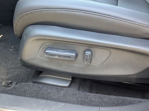 Certified 2025 Acura ADX FWD image 4