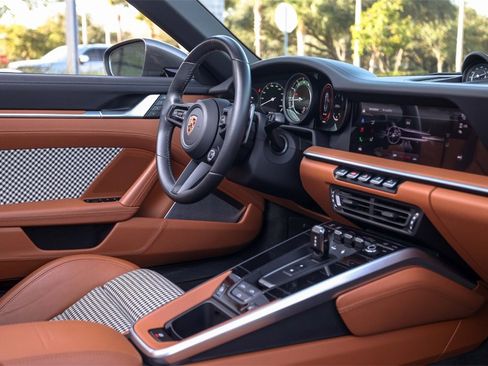 Used 2024 Porsche 911 Turbo S image 40