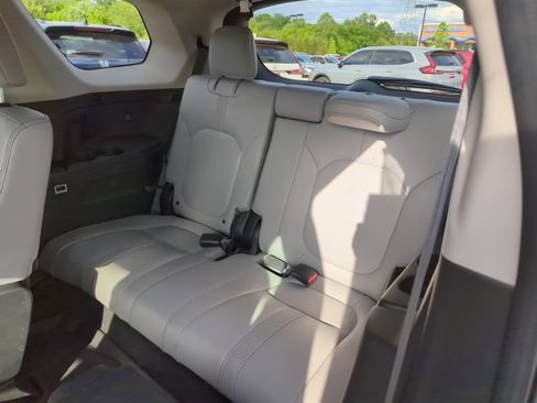 Used 2023 Honda Pilot EX-L image 19