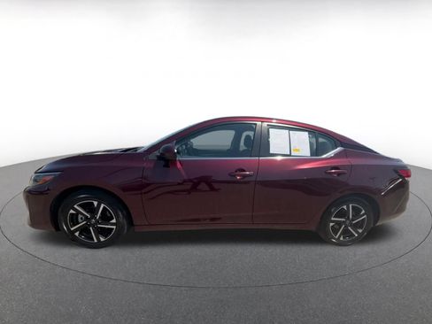 Used 2025 Nissan Sentra SV FWD image 9