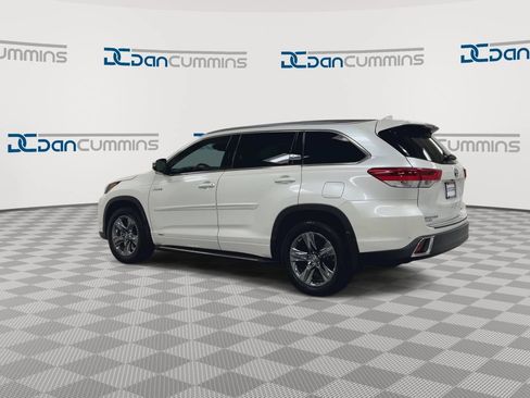 Used 2019 Toyota Highlander Limited Platinum AWD/4WD image 6