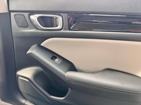 Used 2024 Honda Civic Touring image 27