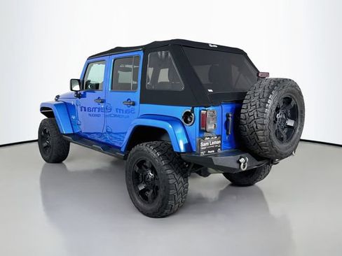 Used 2016 Jeep Wrangler Unlimited Sahara w/ Connectivity Group AWD/4WD image 5