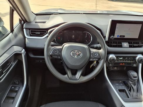 Used 2025 Toyota RAV4 LE FWD image 15