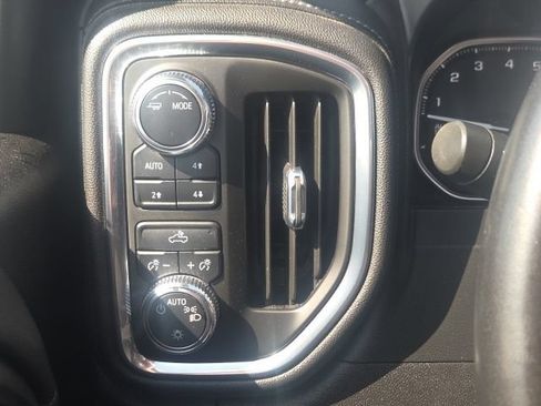 Used 2021 GMC Sierra 1500 SLE w/ X31 Off-Road Package AWD/4WD image 23