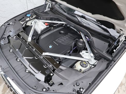 Used 2021 BMW X5 sDrive40i w/ Premium Package image 36