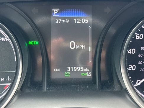 Used 2021 Toyota Camry SE w/ Audio Upgrade Package image 24