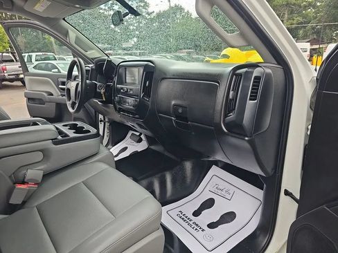 Used 2018 Chevrolet Silverado 2500 W/T RWD image 19