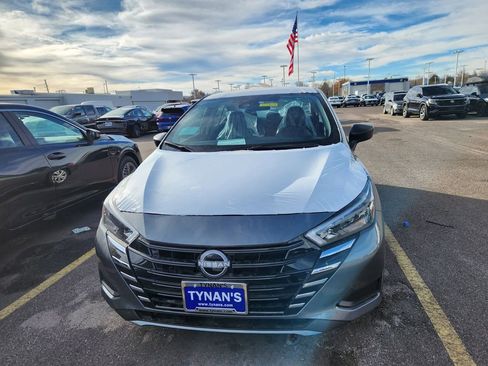 New 2025 Nissan Versa S w/ Trunk Package image 2