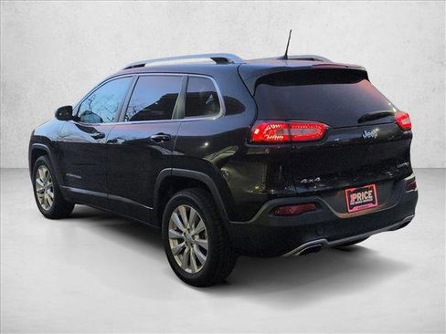 Used 2016 Jeep Cherokee Limited image 7