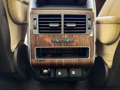 Used 2018 Land Rover Range Rover Sport HSE image 21