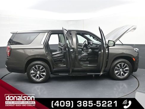 Used 2021 Chevrolet Tahoe LT w/ LT Signature Package image 24