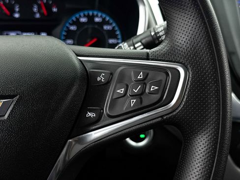Used 2021 Chevrolet Equinox LS w/ LS Convenience Package FWD image 32