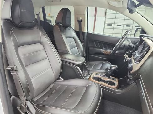 Used 2022 GMC Canyon Denali AWD/4WD image 40