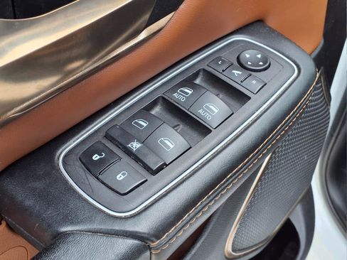 Used 2023 RAM 1500 Limited w/ Body Color Bumper Group image 14