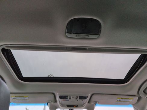 Used 2017 Subaru Outback 2.5i Limited image 23