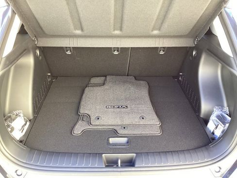 New 2026 Hyundai Kona SEL Premium image 11