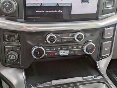 Used 2025 Ford F150 Lariat w/ Equipment Group 501A Mid image 24