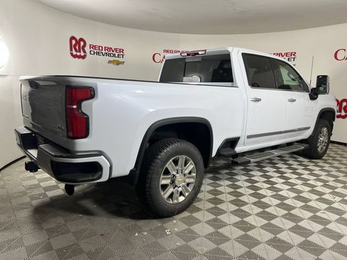 New 2026 Chevrolet Silverado 2500 High Country w/ Technology Package AWD/4WD image 7