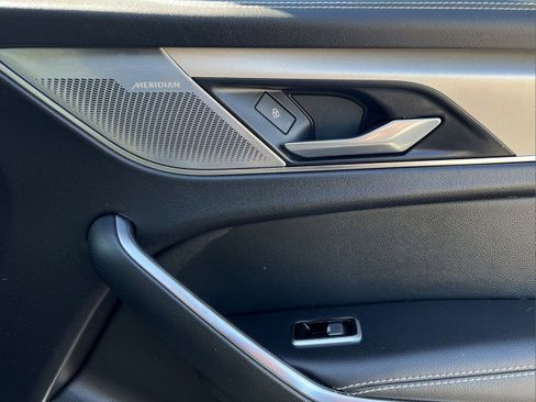 Used 2024 Jaguar F-PACE R-Dynamic S image 21