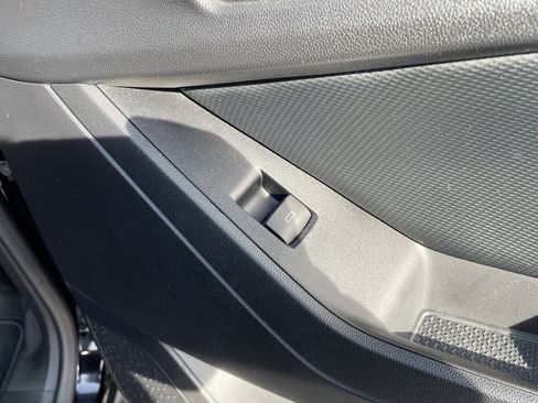 Used 2026 Chevrolet Equinox LT image 36