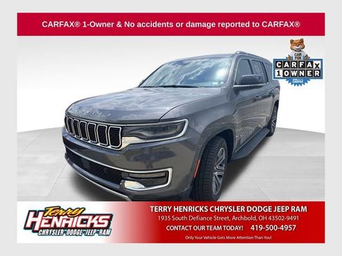 Used 2024 Jeep Wagoneer L Series II w/ Flexible Seating Group AWD/4WD image 1