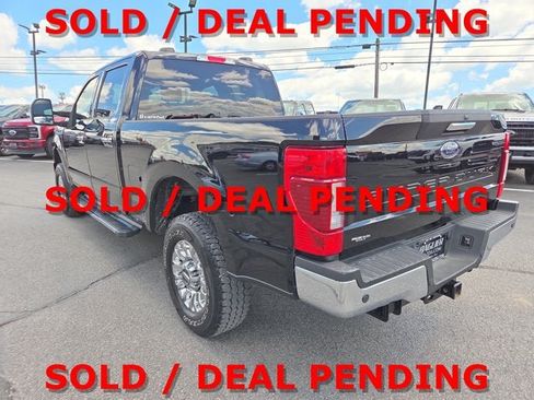 Used 2021 Ford F250 XLT w/ XLT Premium Package AWD/4WD image 4