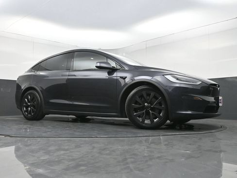 Used 2024 Tesla Model X AWD/4WD image 25