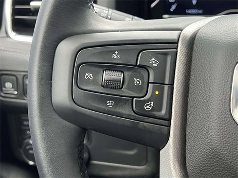 Certified 2024 GMC Yukon Denali image 31