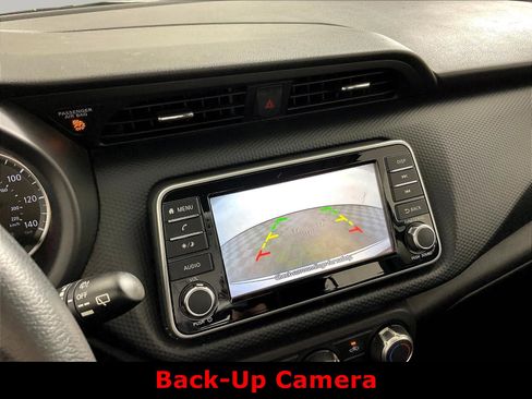 Used 2024 Nissan Kicks S FWD image 10