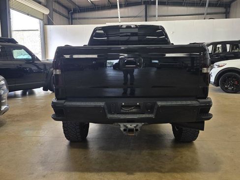 Used 2018 GMC Sierra 2500 Denali w/ Duramax Plus Package AWD/4WD image 5