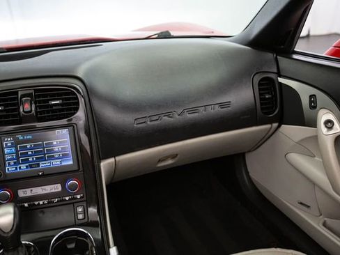 Used 2008 Chevrolet Corvette Convertible w/ Preferred Equipment Group image 5