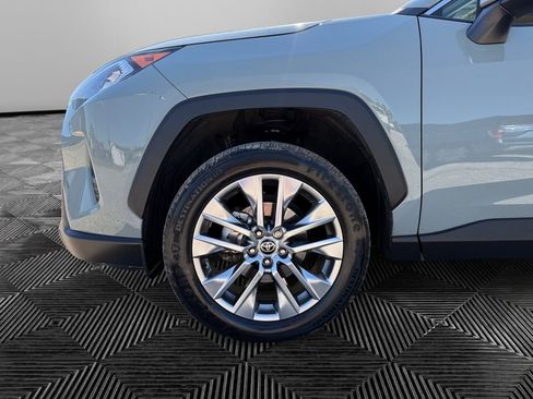 Used 2021 Toyota RAV4 XLE Premium FWD image 14