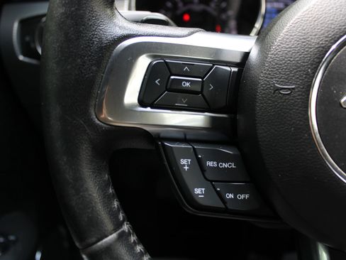 Used 2017 Ford Mustang GT Premium RWD image 10