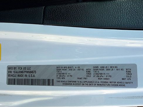 Used 2023 Jeep Wrangler Unlimited w/ 8.4" Radio Group image 36