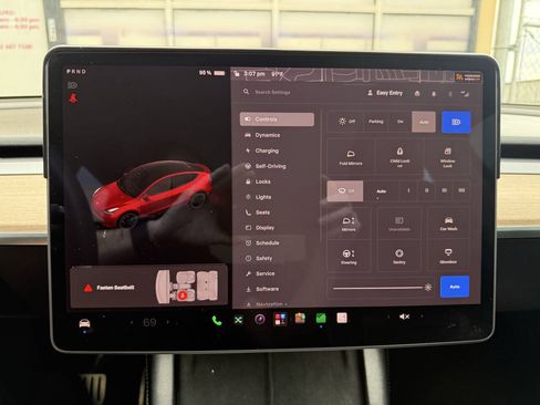 Used 2022 Tesla Model Y Performance AWD/4WD image 14
