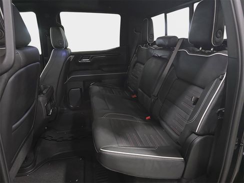 Used 2024 GMC Sierra 1500 AT4X image 12