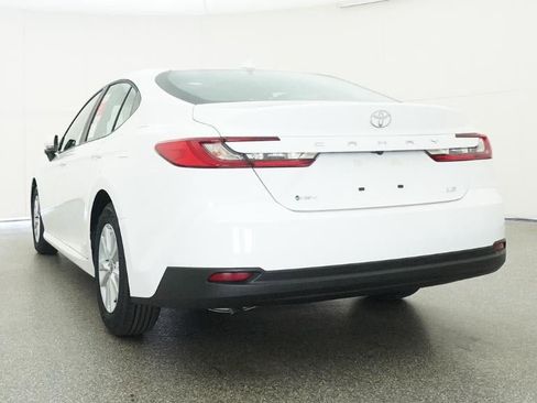 New 2026 Toyota Camry LE FWD image 22