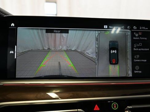 Used 2022 BMW X5 xDrive40i w/ Parking Assistance Package image 7