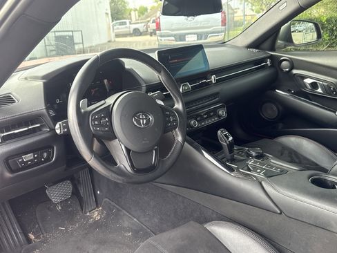 Used 2022 Toyota Supra w/ Safety & Technology Package image 5