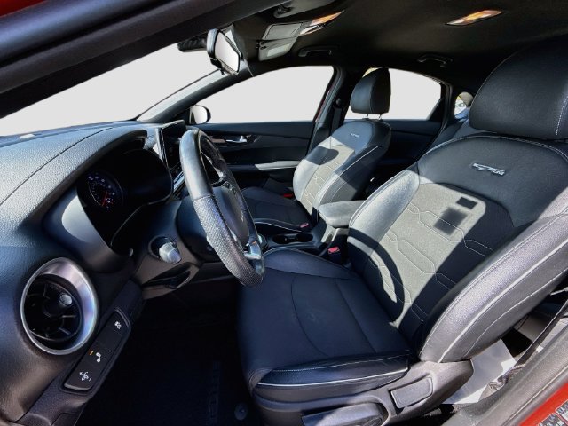 Used 2023 Kia Forte GT-Line FWD image 11
